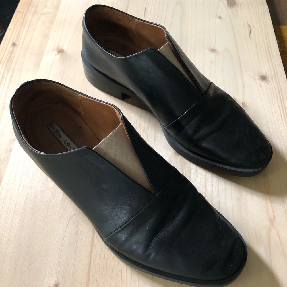 & Other Stories black oxford slip ons size 38